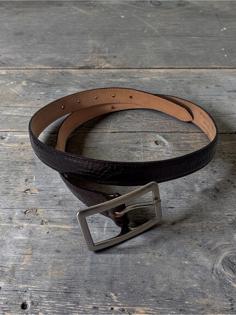 Eddie Bauer Ladies Dark Brown Alligator Embossed Genuine Leather Belt